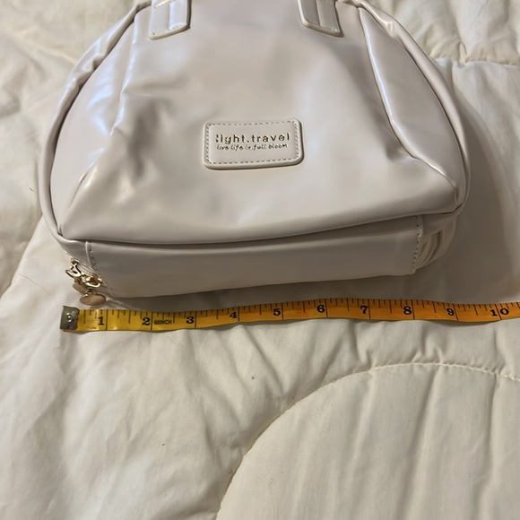 Light.Travel Travel Bag in Ivory, New, No Tags - Picture 11 of 13